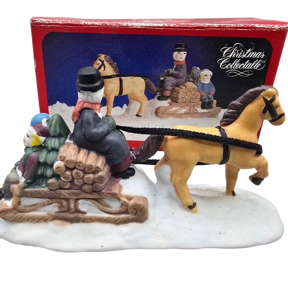 Holiday Time Horse and Carriage Figurine - Picture 1 of 2